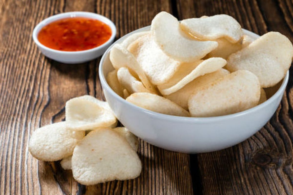 Cara Membuat Kerupuk Bawang Yang Enak Dan Gurih