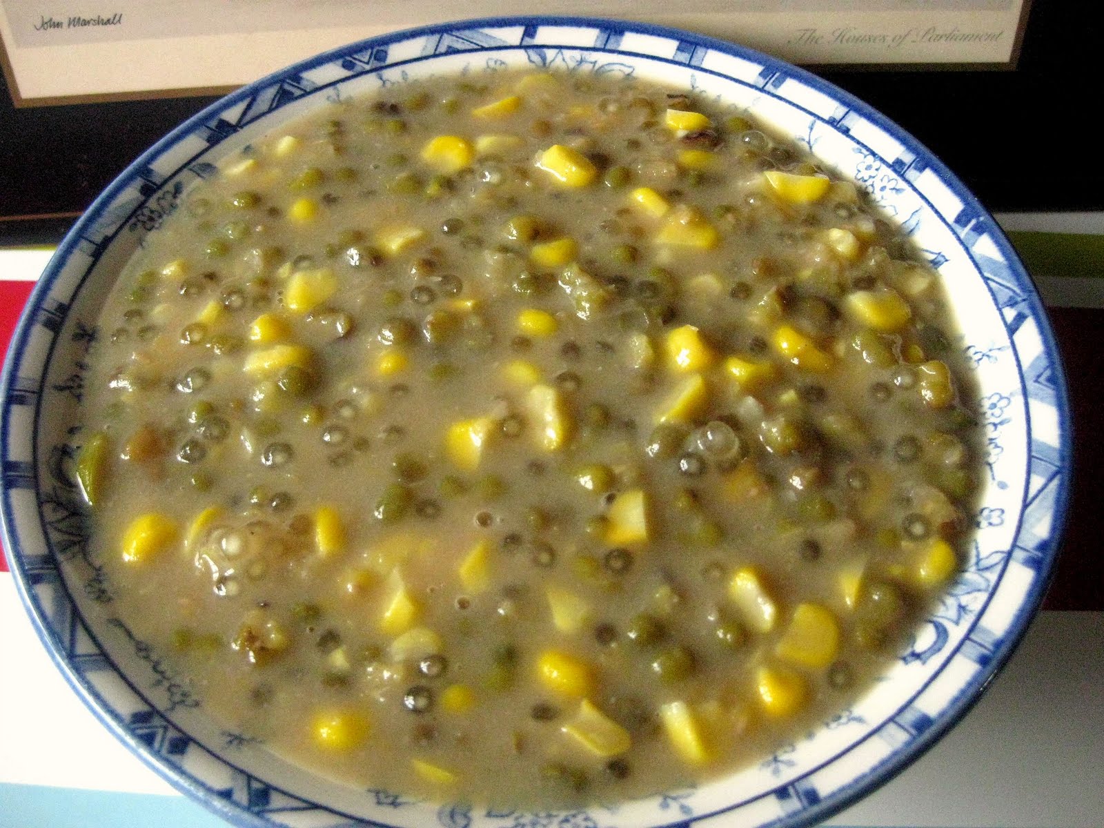 Bubur Kacang Hijau Campur Jagung