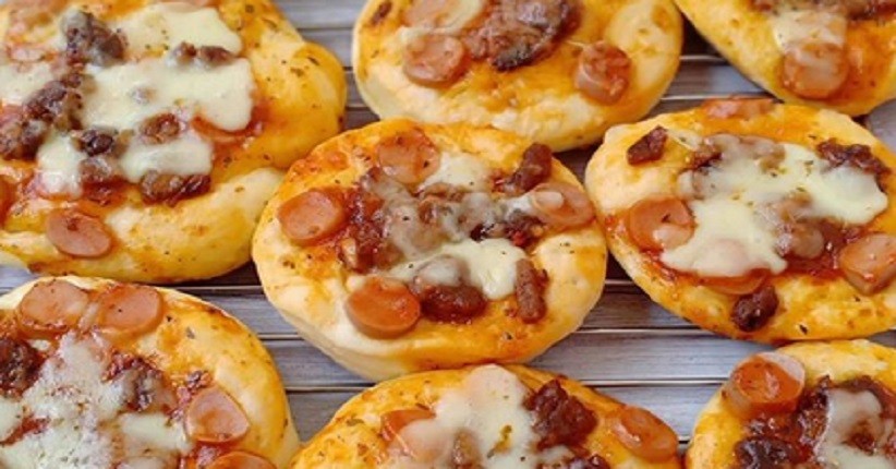 cara membuat roti pizza mini